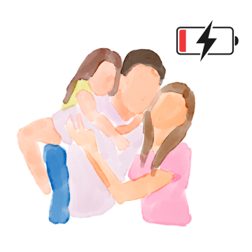 Zeichnung Mutter-Vater-Kind ohne Gesichter + leerer Akku (Symbolbild für Eltern-Burnout)